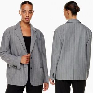 Babaton Atelier Aritzia Vogue Blazer Lara White Black Herringbone